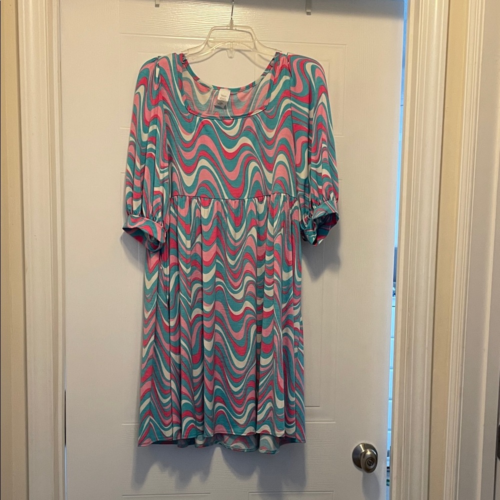 Short Sleeve Mini Dress in Pink and Teal Wave Print with pockets